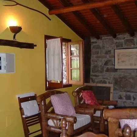Casa Do Azevinho - Gave Melgaco Holiday home Branda da Aveleira